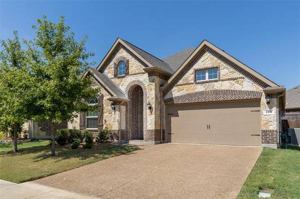 2313 Wind Meadow Lane, Lewisville, TX 75056