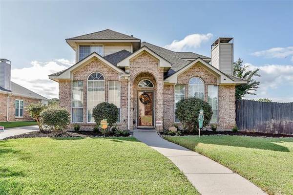 1453 Creekbank Drive, Lewisville, TX 75067