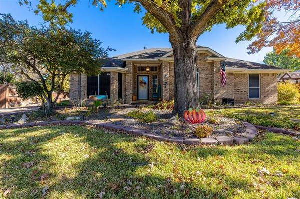 2071 Arena Drive, Lewisville, TX 75067