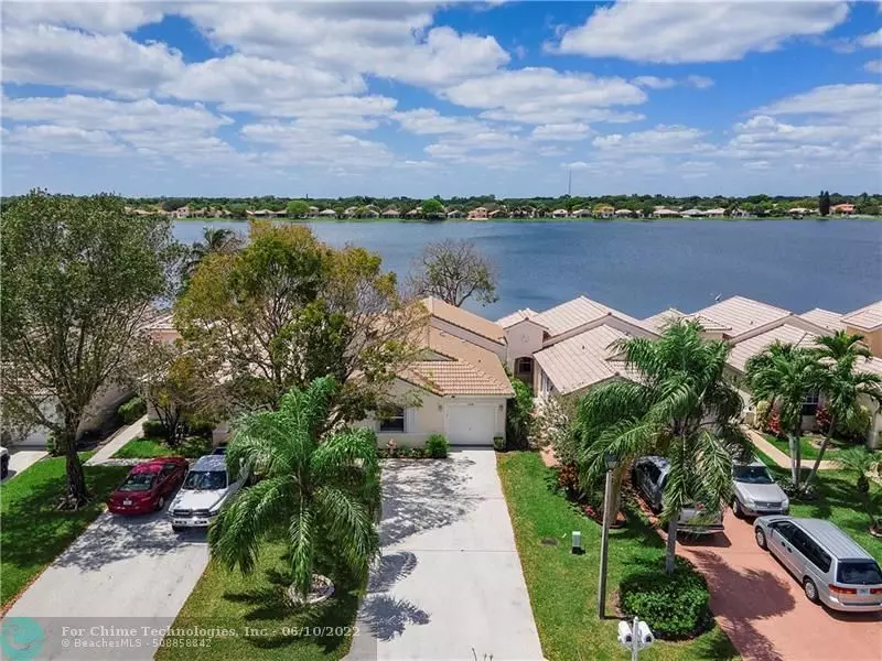 3606 Coco Lake Dr, Coconut Creek, FL 33073