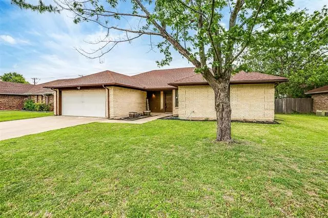 Burleson, TX 76028,824 Ridgeview Drive