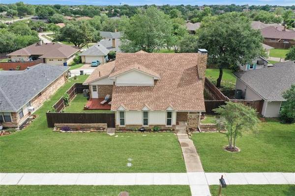 1718 Southampton Drive, Carrollton, TX 75007