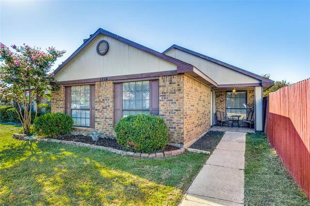 1736 Wheatfield Drive, Mesquite, TX 75149