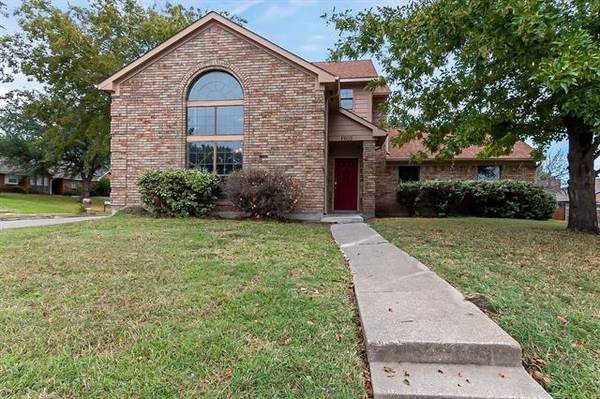 1803 Shoreline Drive, Mesquite, TX 75149