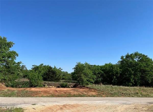 000 W McCool, Nocona, TX 76255