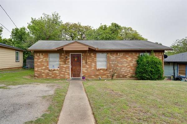 620 Boardwalk Lane, Denton, TX 76205