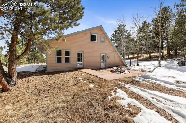 Guffey, CO 80820,5212 County Road 59