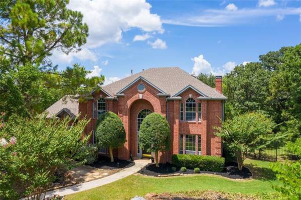 209 E Chapel Downs Drive, Southlake, TX 76092