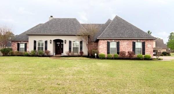 303 SLATE Circle, Haughton, LA 71037