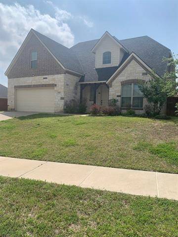 707 Oak Creek Drive, Cedar Hill, TX 75104