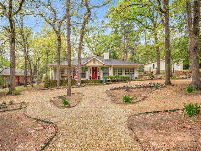 308 Peaceful Woods Trail, Holly Lake Ranch, TX 75765