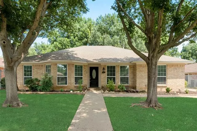 1904 N Lake Trail, Denton, TX 76201