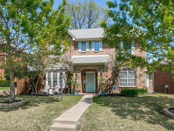 3304 Greenglen Circle, Carrollton, TX 75007