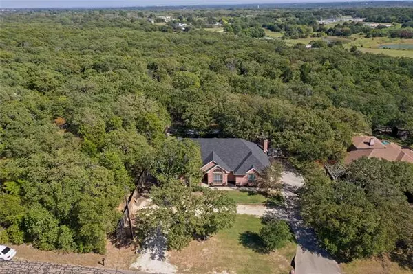 Burleson, TX 76028,516 Shady Oaks Trail