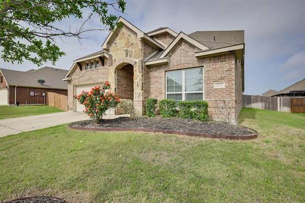 5625 Paradise Drive, Midlothian, TX 76065