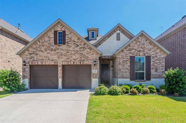 7132 Chelsea Drive, North Richland Hills, TX 76180