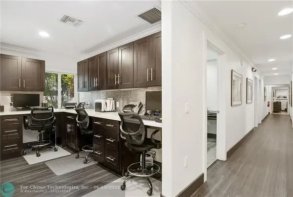 Fort Lauderdale, FL 33316,415 SE 12th St