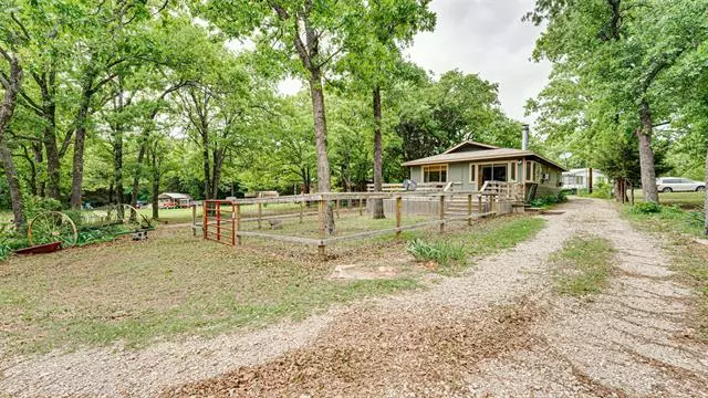 Hawk Cove, TX 75474,9525 Red Bird Circle