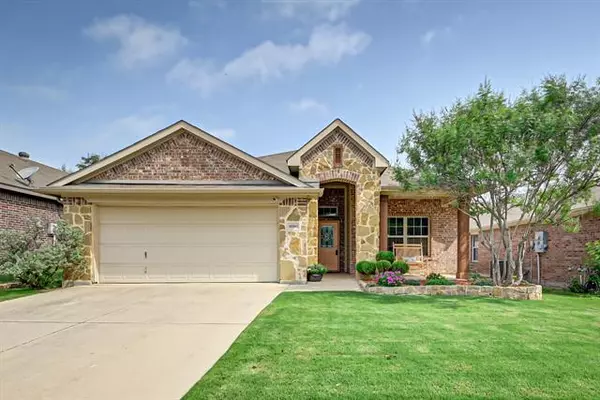 10100 Cougar Trail, Fort Worth, TX 76108