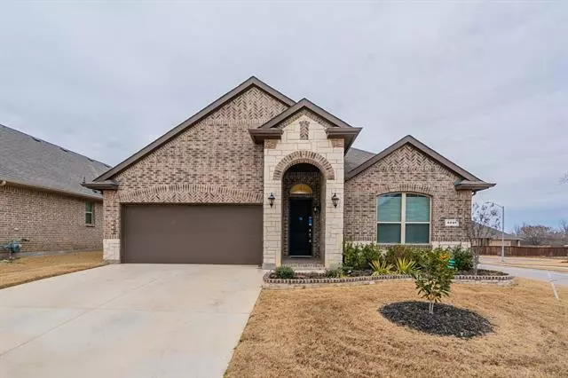 4041 Honeyapple Way, Fort Worth, TX 76137