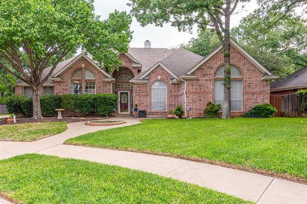 805 Magnolia Court, Keller, TX 76248