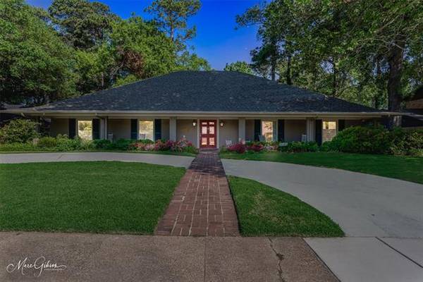 330 Orleans Drive, Shreveport, LA 71106