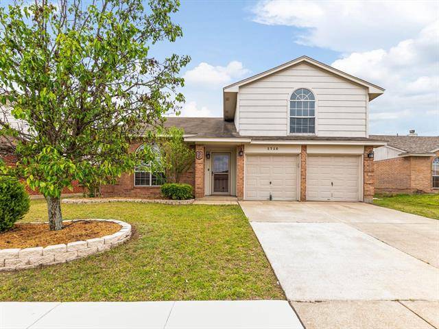 1716 Lost Crossing Trail, Arlington, TX 76002