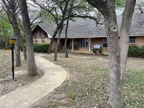 4506 Ridgecrest Drive,  Arlington,  TX 76017