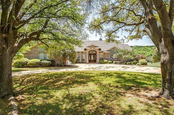 9210 Ravenswood Road, Granbury, TX 76049