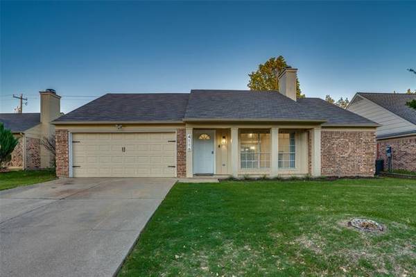 4116 Hathaway Drive, Grand Prairie, TX 75052