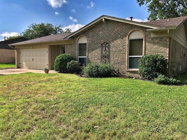 413 Harris Drive, Crowley, TX 76036