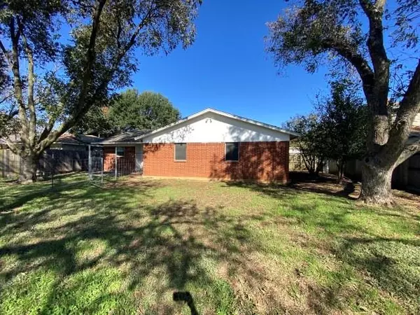 Crowley, TX 76036,729 Meadowlark Circle