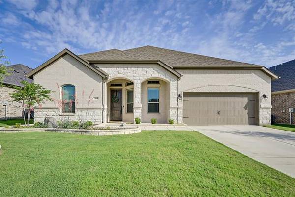 1909 Middleton Drive, Mansfield, TX 76063