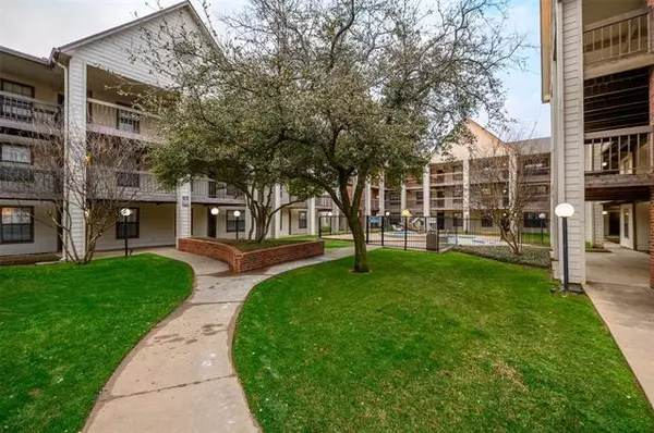 218 N Texas Boulevard #113, Denton, TX 76201