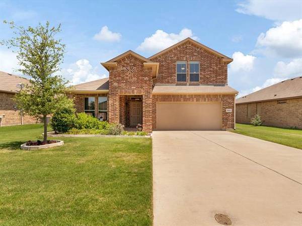 1822 Creekwood Drive, Cleburne, TX 76033