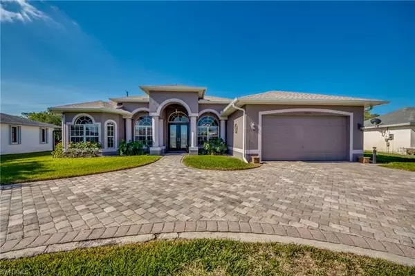 18222 Sandy Pines Cir, North Fort Myers, FL 33917