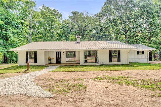 824 County Road 2620, Mineola, TX 75773