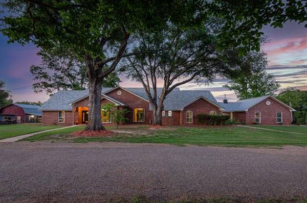 19524 County Road 431, Lindale, TX 75771