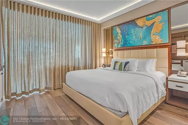 Fort Lauderdale, FL 33304,551 N Fort Lauderdale Beach Blvd  #R1812