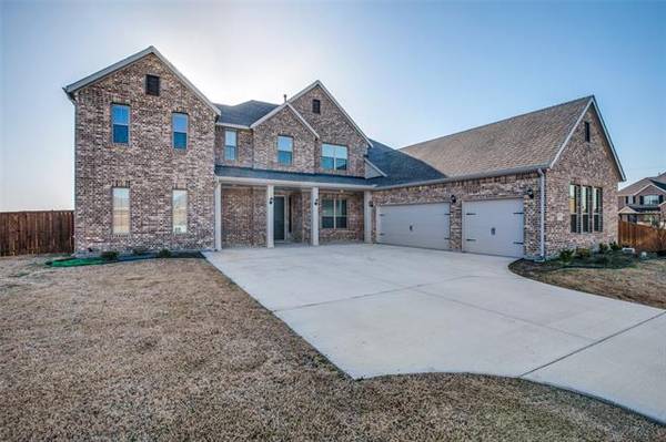 290 Auburn Hills Drive, Sunnyvale, TX 75182