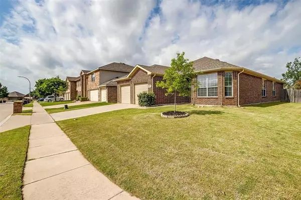 Fort Worth, TX 76244,8821 Graywolf Ridge Trail