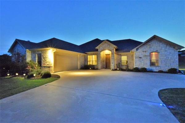 6500 Concord Court, Granbury, TX 76049