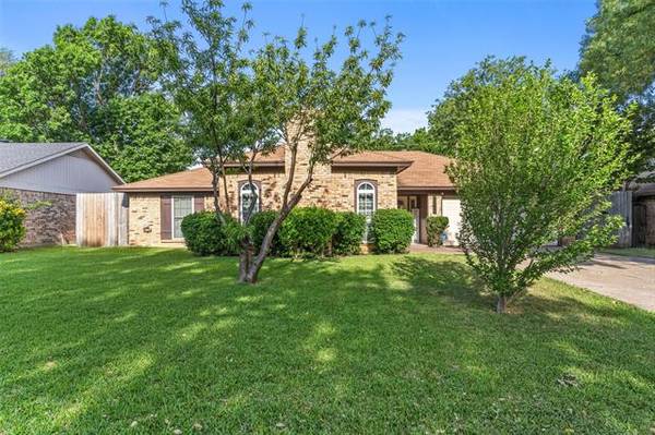 5513 Spring Meadow Drive, North Richland Hills, TX 76180