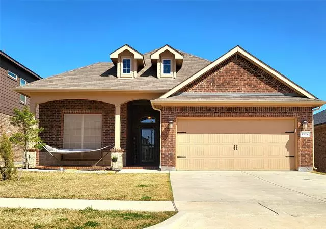 1224 Glen Court, Weatherford, TX 76087