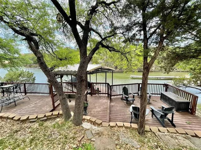 2313 Caroline Court, Granbury, TX 76048