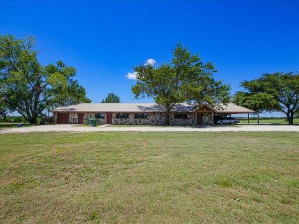 55 Heritage Road, Gordonville, TX 76245