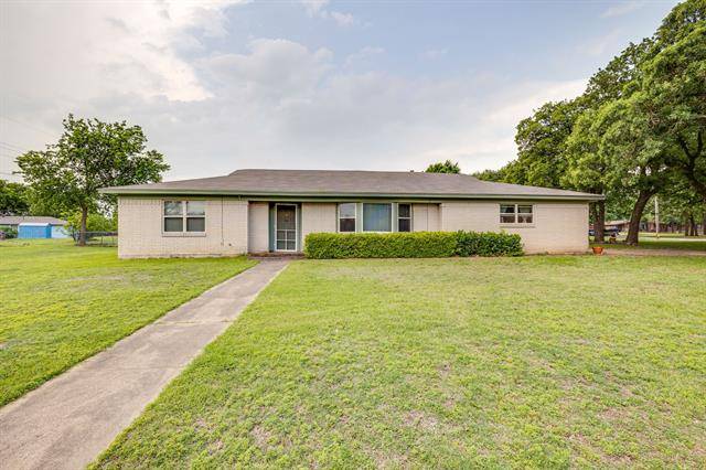 503 W Hillcrest Street, Keene, TX 76059