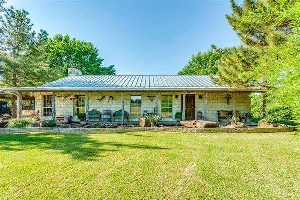 4842 E Bankhead Highway, Hudson Oaks, TX 76087