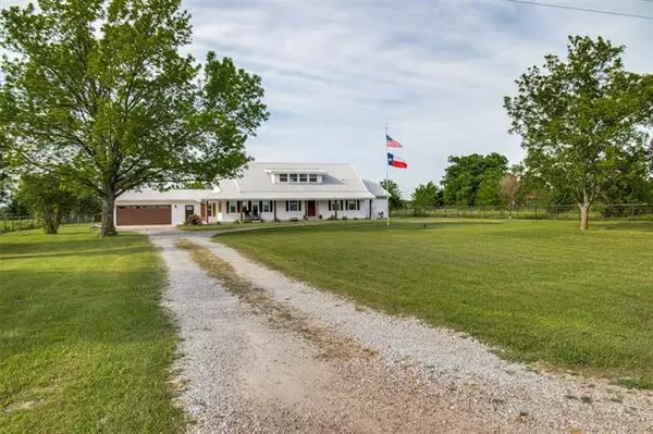 1804 County Road 1445, Bonham, TX 75418