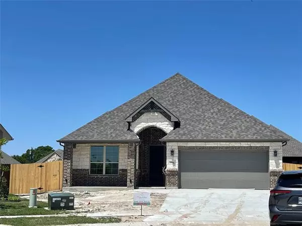 3004 West Wind Court, Decatur, TX 76234